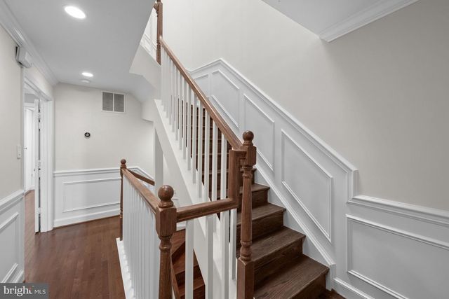 3545 WINFIELD LN NW, Washington, DC 20007