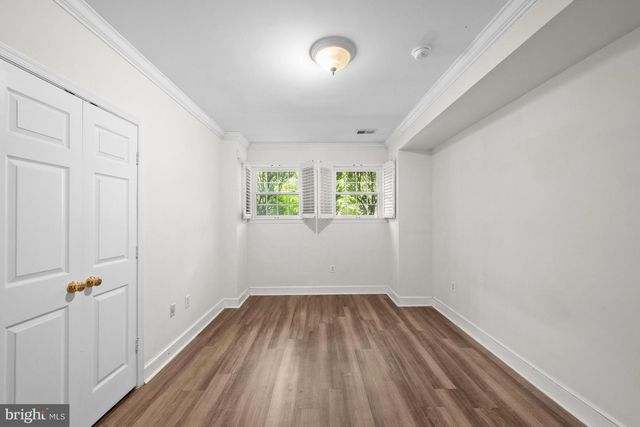 3545 WINFIELD LN NW, Washington, DC 20007