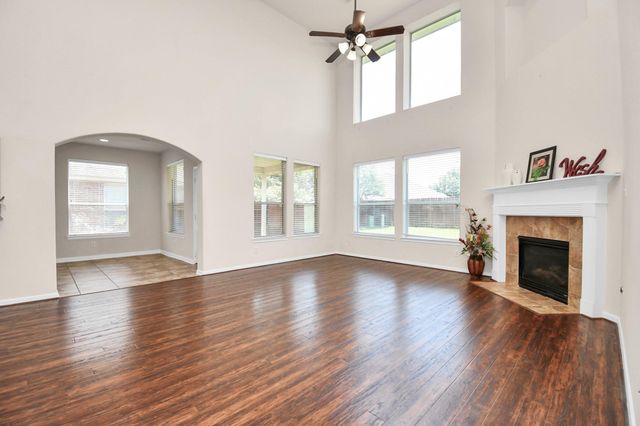 8627 Sweet Pasture Drive, Tomball, TX 77375