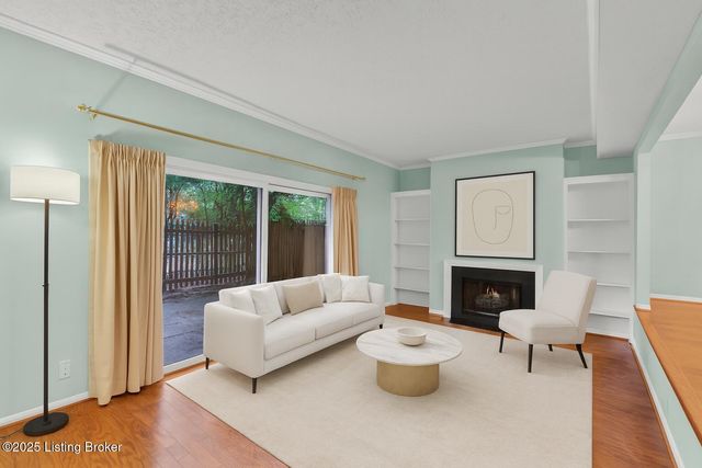 1208 Dalmally Ct, Louisville, KY 40222