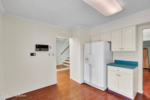 1208 Dalmally Ct, Louisville, KY 40222