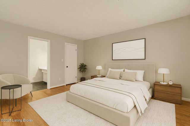 1208 Dalmally Ct, Louisville, KY 40222