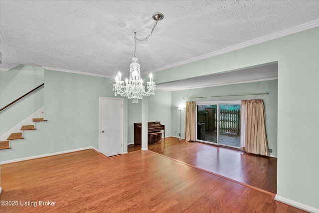 1208 Dalmally Ct, Louisville, KY 40222