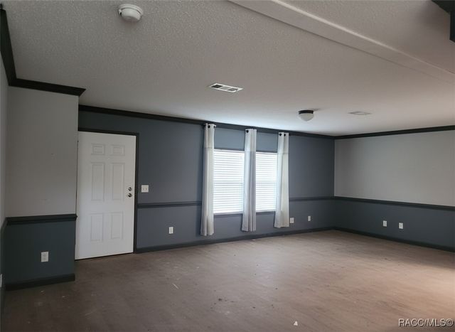 7988 E Northlake Drive, Floral City, FL 34436