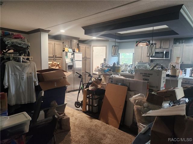 7988 E Northlake Drive, Floral City, FL 34436