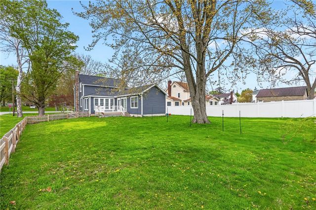 1234 Canandaigua Rd, Palmyra, NY 14522