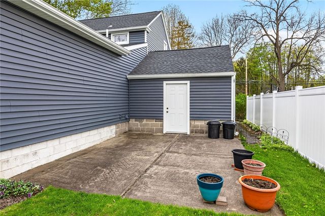 1234 Canandaigua Rd, Palmyra, NY 14522