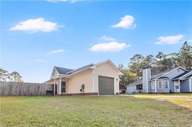 629 Winthrop Court, Fayetteville, NC 28311