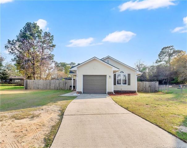 629 Winthrop Court, Fayetteville, NC 28311