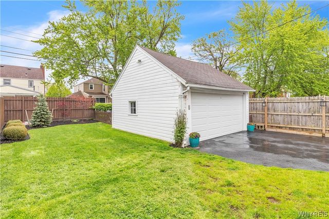 25 Byron Avenue, Tonawanda, NY 14223