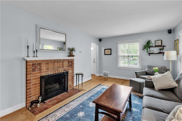 25 Byron Avenue, Tonawanda, NY 14223