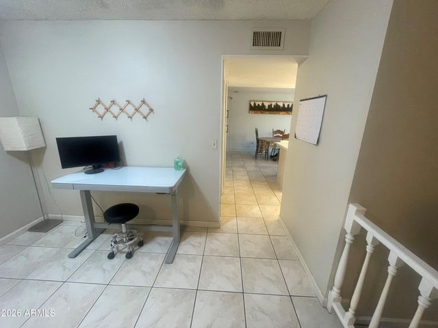 4020 W SWEETWATER Avenue, Phoenix, AZ 85029