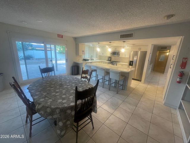 4020 W SWEETWATER Avenue, Phoenix, AZ 85029