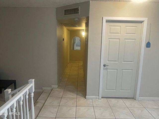 4020 W SWEETWATER Avenue, Phoenix, AZ 85029