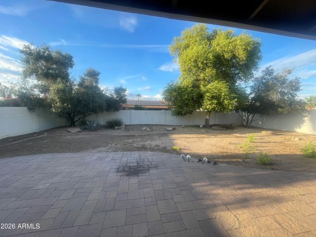 4020 W SWEETWATER Avenue, Phoenix, AZ 85029