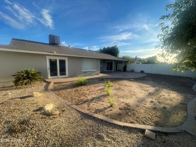 4020 W SWEETWATER Avenue, Phoenix, AZ 85029