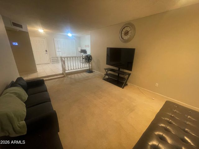 4020 W SWEETWATER Avenue, Phoenix, AZ 85029