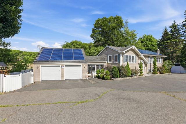 60-R Jasper St, Saugus, MA 01906