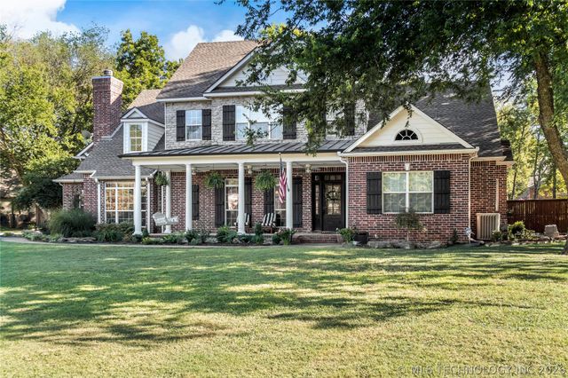 19524 E 74th Place North, Owasso, OK 74055