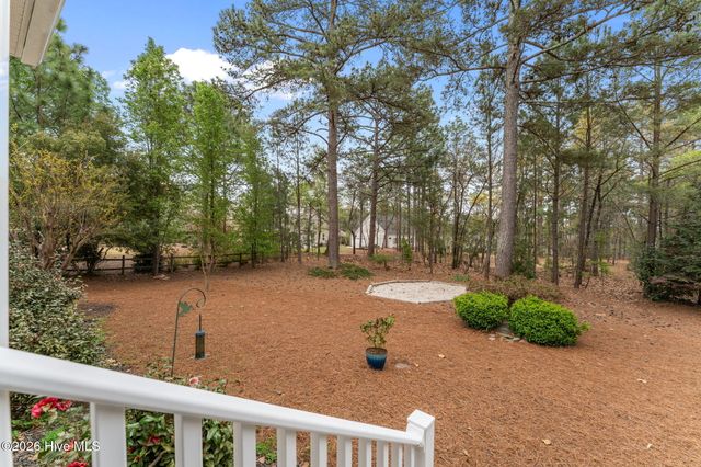 141 Longleaf Drive, West End, NC 27376
