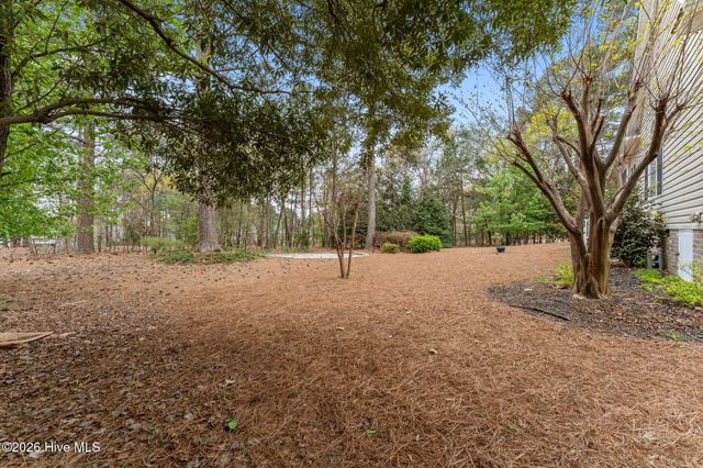 141 Longleaf Drive, West End, NC 27376