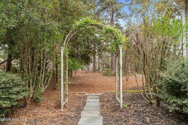 141 Longleaf Drive, West End, NC 27376