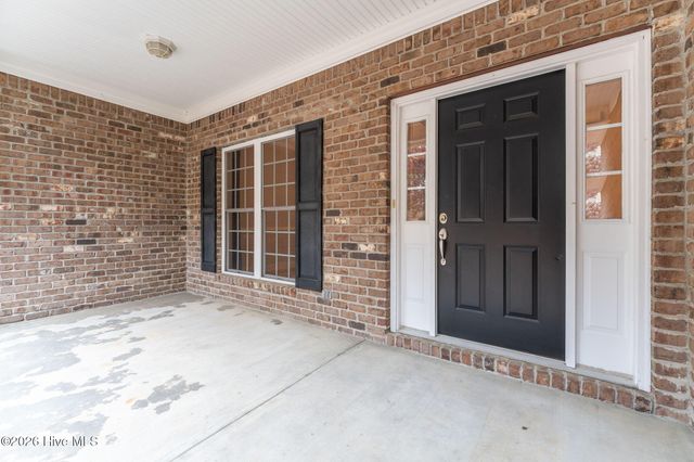 141 Longleaf Drive, West End, NC 27376