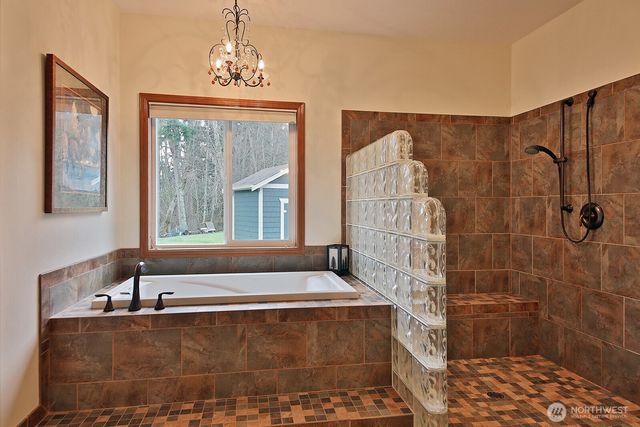 3723 Swede Hill Road, Clinton, WA 98236