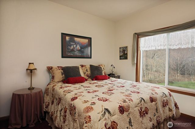 3723 Swede Hill Road, Clinton, WA 98236