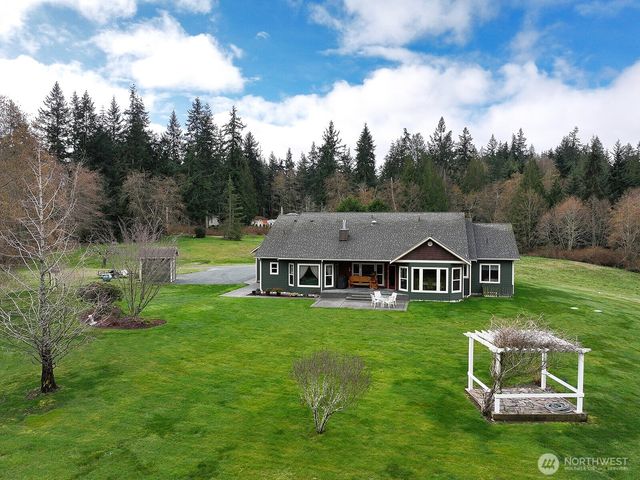 3723 Swede Hill Road, Clinton, WA 98236