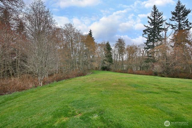 3723 Swede Hill Road, Clinton, WA 98236