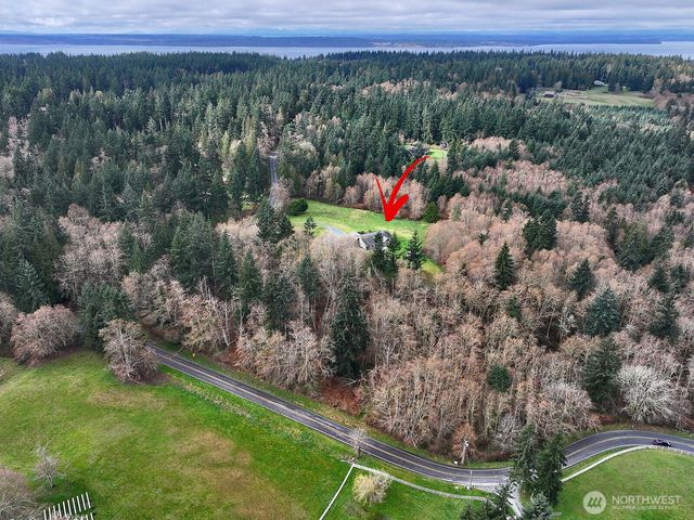 3723 Swede Hill Road, Clinton, WA 98236