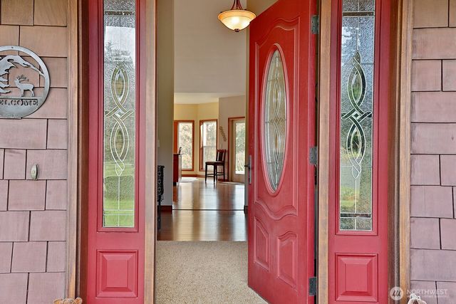 3723 Swede Hill Road, Clinton, WA 98236