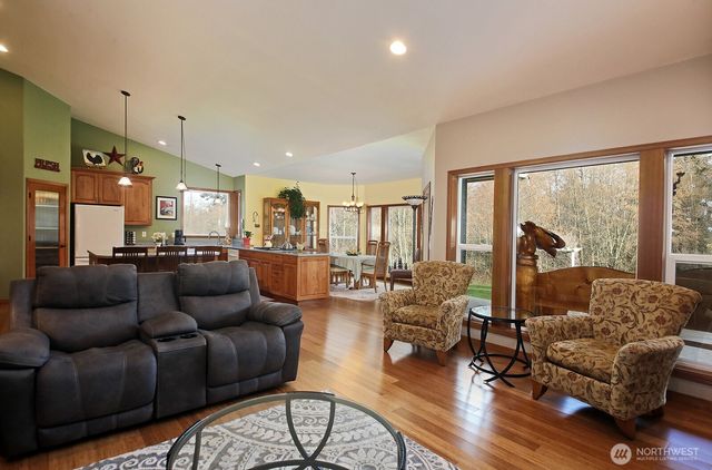 3723 Swede Hill Road, Clinton, WA 98236