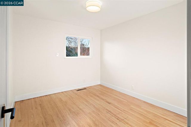 1005 Claremont Dr, Concord, CA 94518