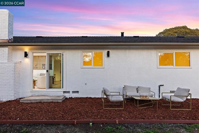 1005 Claremont Dr, Concord, CA 94518