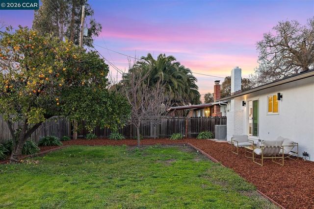 1005 Claremont Dr, Concord, CA 94518