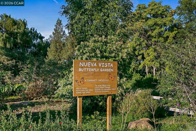 1005 Claremont Dr, Concord, CA 94518