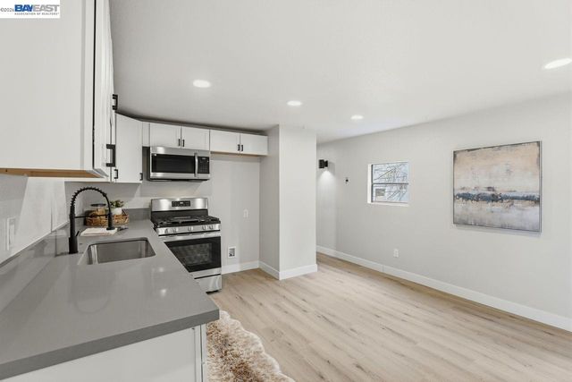 828 Olivina Ave 11, Livermore, CA 94551