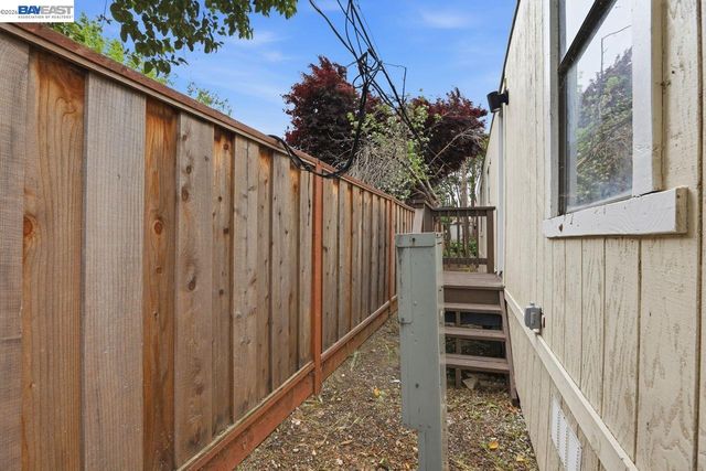 828 Olivina Ave 11, Livermore, CA 94551