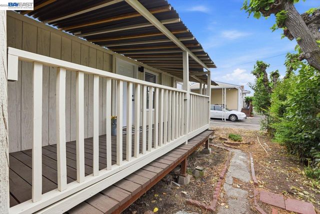 828 Olivina Ave 11, Livermore, CA 94551