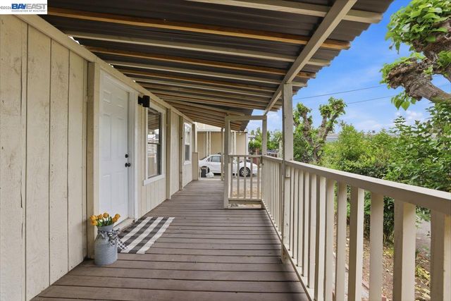 828 Olivina Ave 11, Livermore, CA 94551