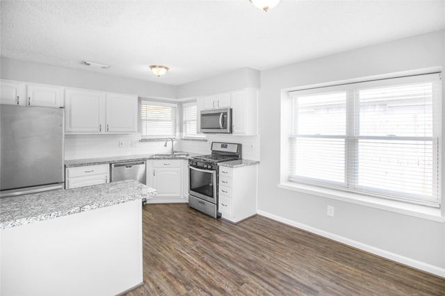 1206 Park Lane, Katy, TX 77450