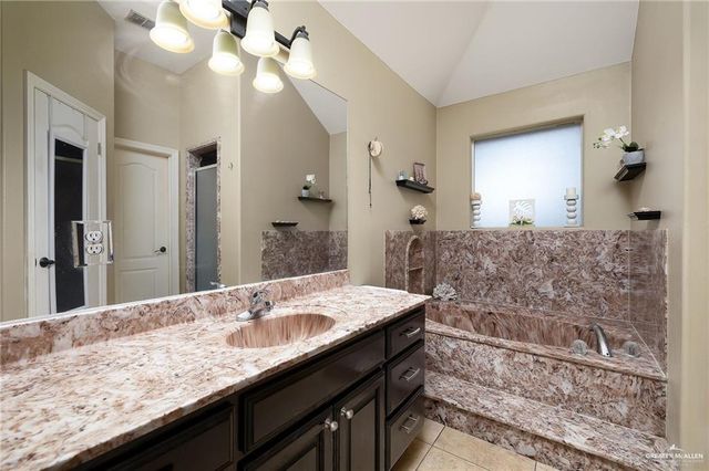 806 W Solar Drive, Mission, TX 78574