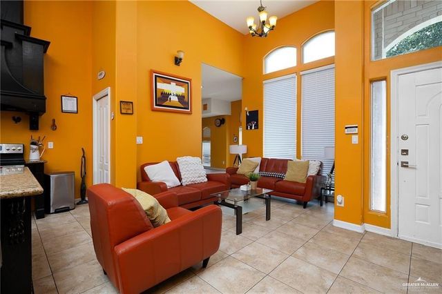 806 W Solar Drive, Mission, TX 78574