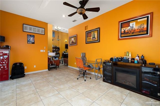 806 W Solar Drive, Mission, TX 78574