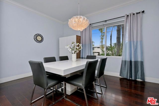 14315 Magnolia Boulevard 101, Sherman Oaks, CA 91423