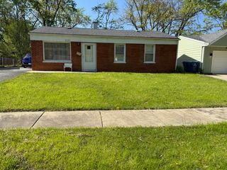 2057 217th Street, Sauk Village, IL 60411