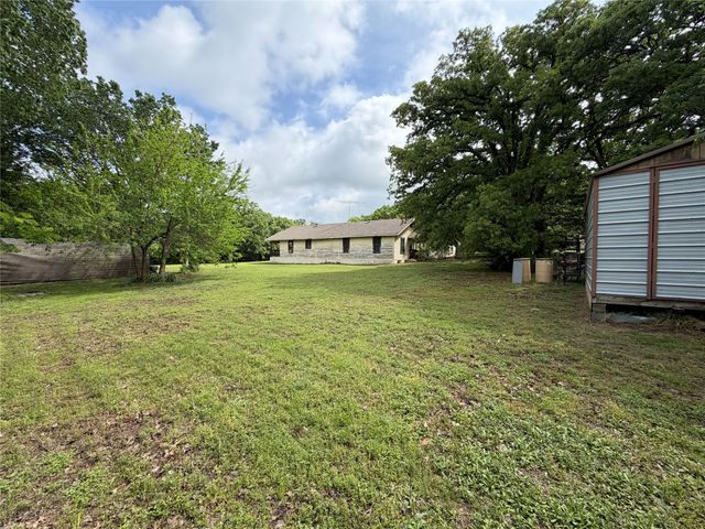 2512 Timber Road, Burleson, TX 76028