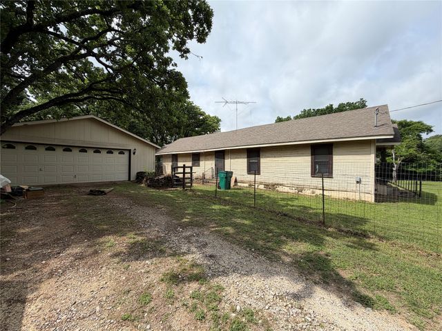 2512 Timber Road, Burleson, TX 76028